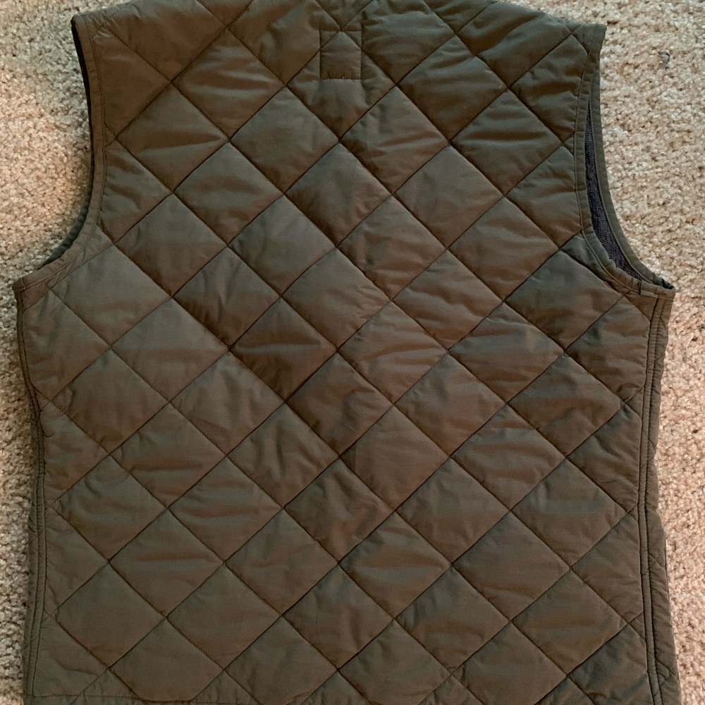 Vest - Picture 2 of 3
